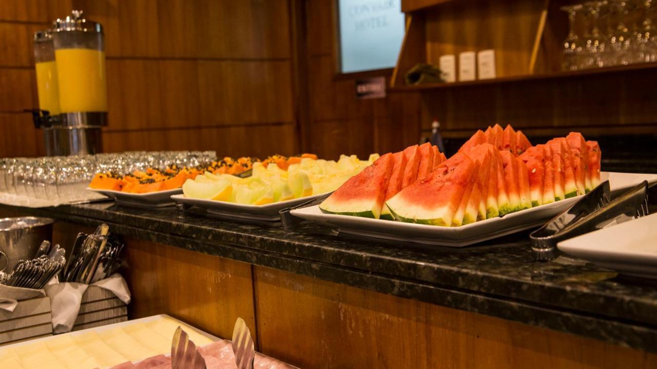 康维尔酒店 埃斯特城 外观 照片